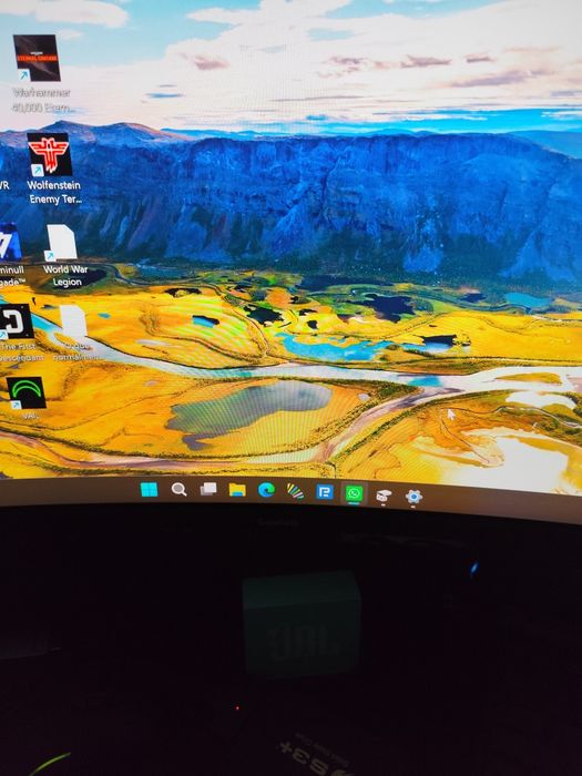 Monitor 32 pulgadas 4k  de 240 herts