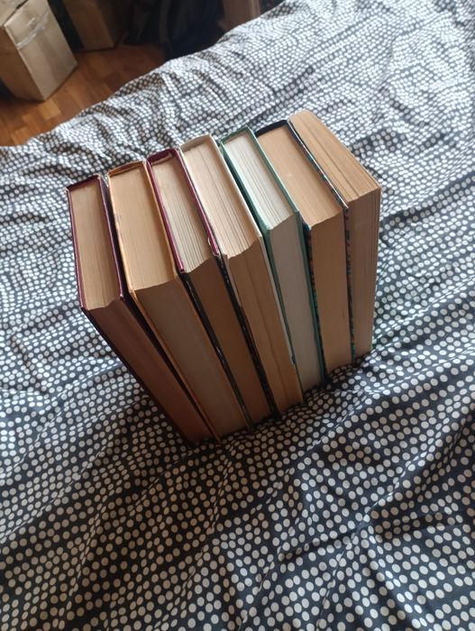 Абрахам Меррит Дин Кунц  Мураками Гессе Воннегут Готорн