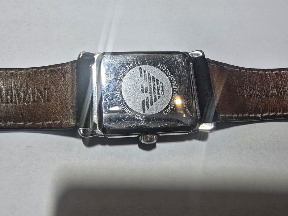 Годинник Emporio Armani з шкіряним ремінцем