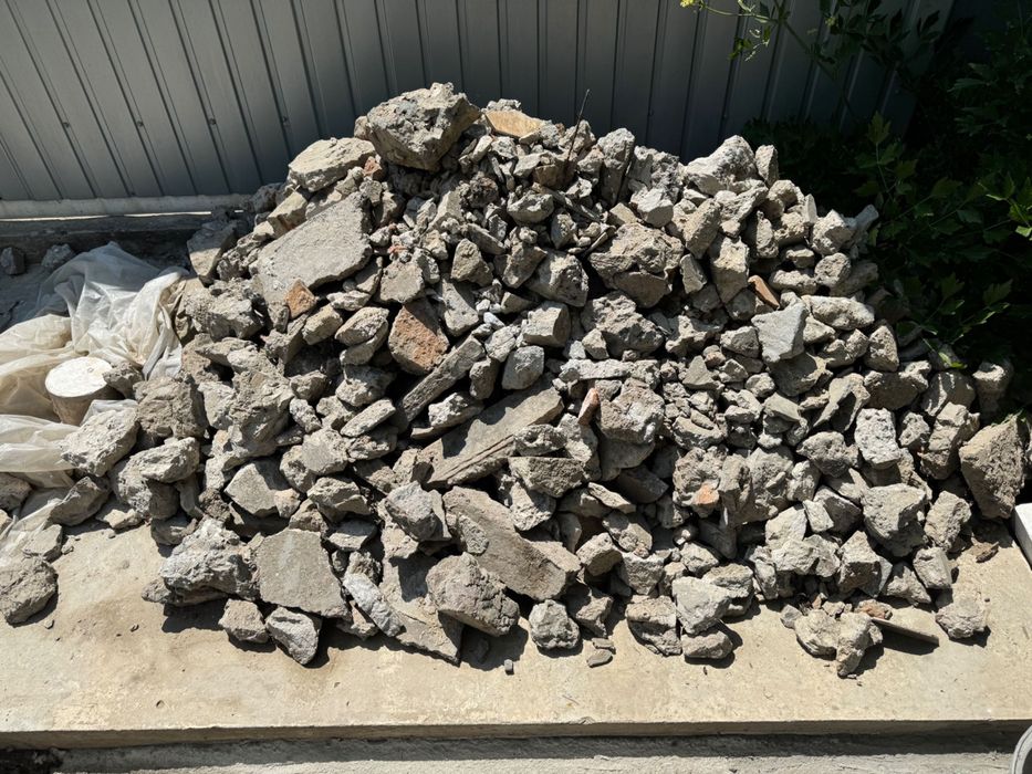 Віддам бут безкоштовно