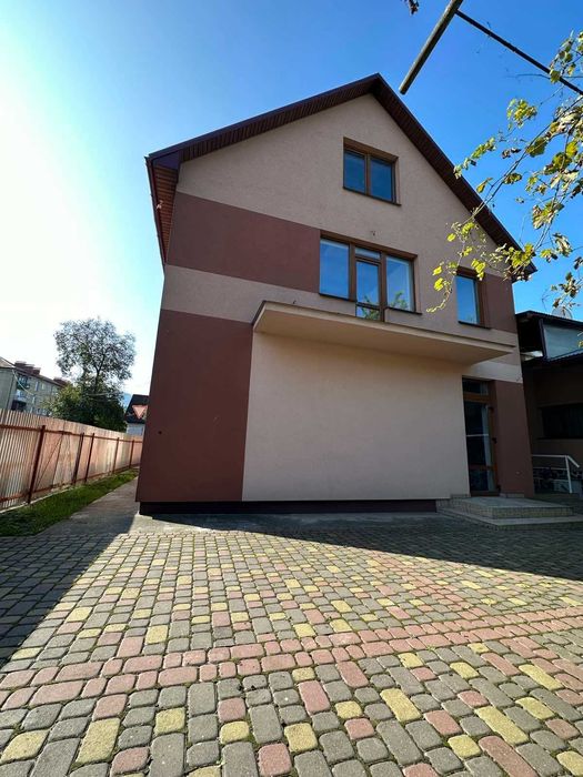 Продається будинок в м. Тячів