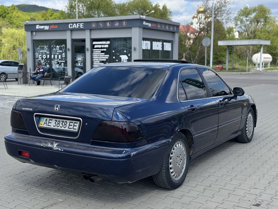 Продам Honda Legend