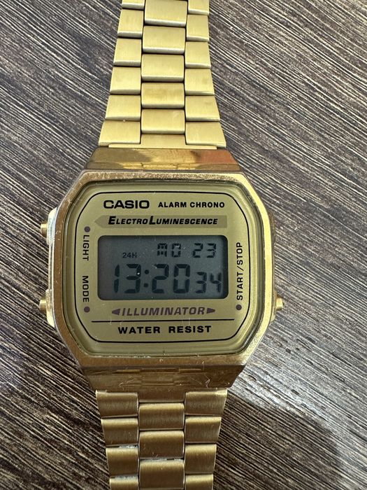 Часы CASIO A168