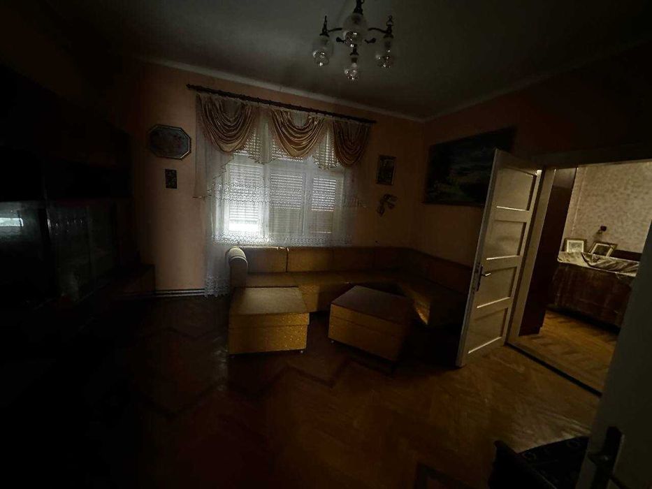 Продається будинок у смт. Дубове