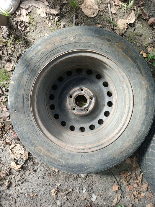 продам запаску 5/100  ЦО 60 R15