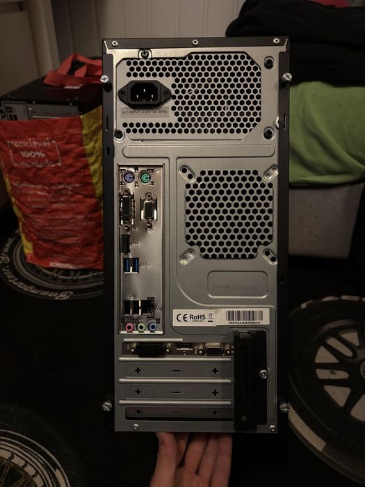 Torre gamer para peças ou inteira