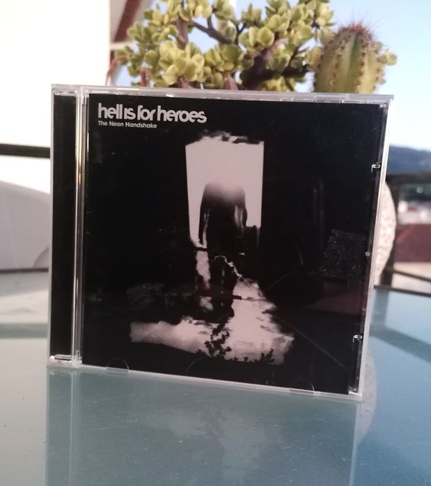 Hell Is For Heroes - The Neon Headshake [CD]