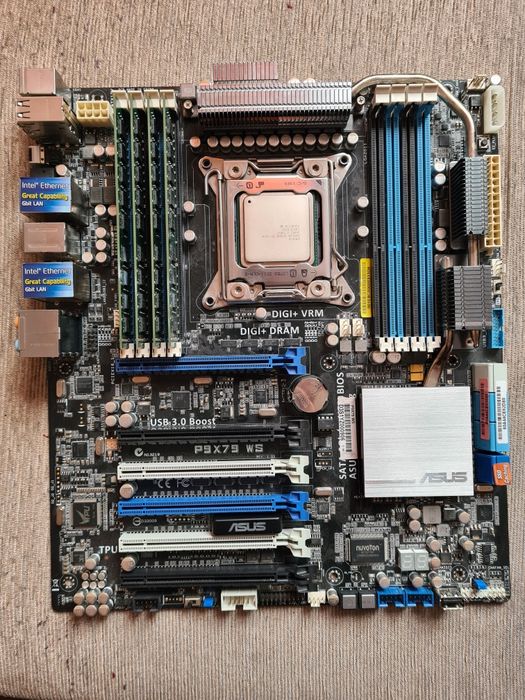 p9x79ws socket 2011 Intel xeon E5-1650