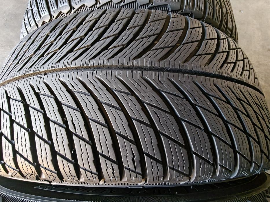 R18 255/45 103T XL Michelin Pilot Alpin⁵  комплект зимових шин майже 25-го року виробництва виробник Іспанія протектор 7 мм