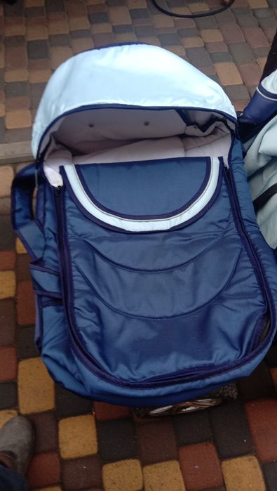 Продам дитячу коляску