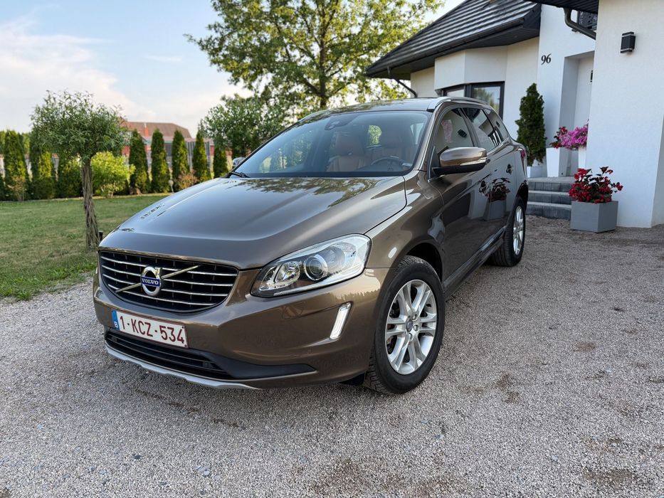 Volvo XC 60 Inscription A/C Dualzone Nawigacja Tempomat Czujniki