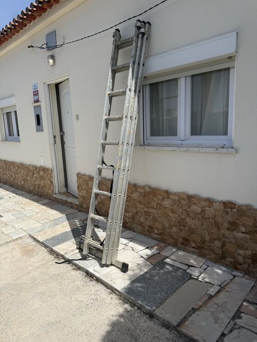 Escada Extensível de 3 elementos