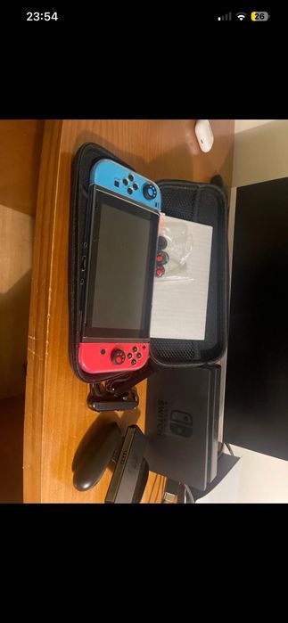 Nintendo Switch V2 Néon Azul/Vermelho – Como Nova