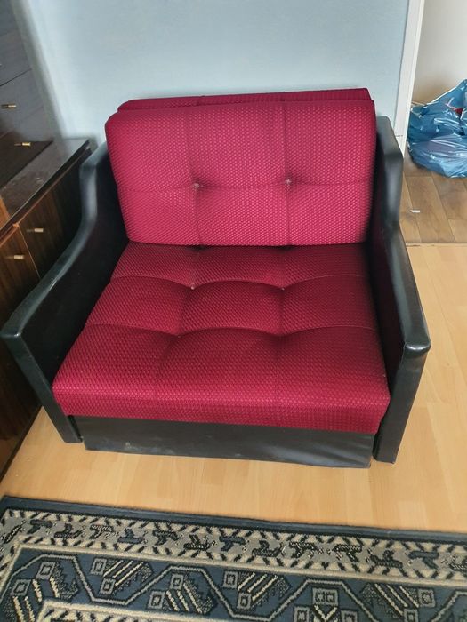 Mała kanapa rozkładana