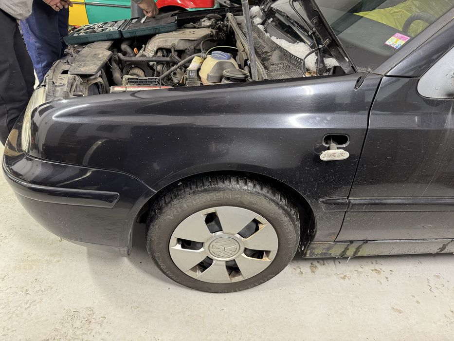 Golf 4 (3.5) Cabrio blotniki LC9Z bez rdzy bardzo dobry stan