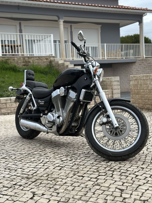 Suzuki Intruder 1400