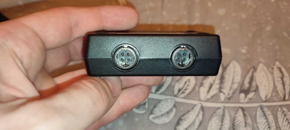 Адаптер Clevo AC-200 для подключения двух блоков питания к ноутбуку