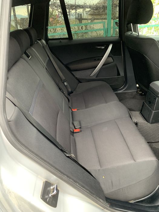 Продам bmw x3 e83