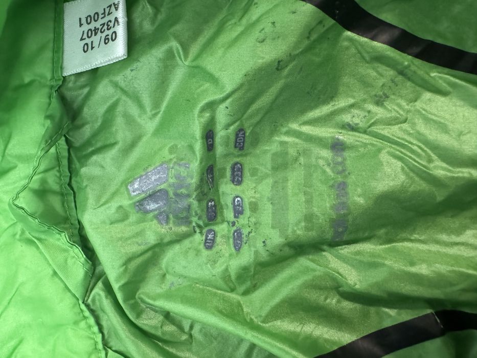 Оригінальна бігова вітровка Adidas Adizero