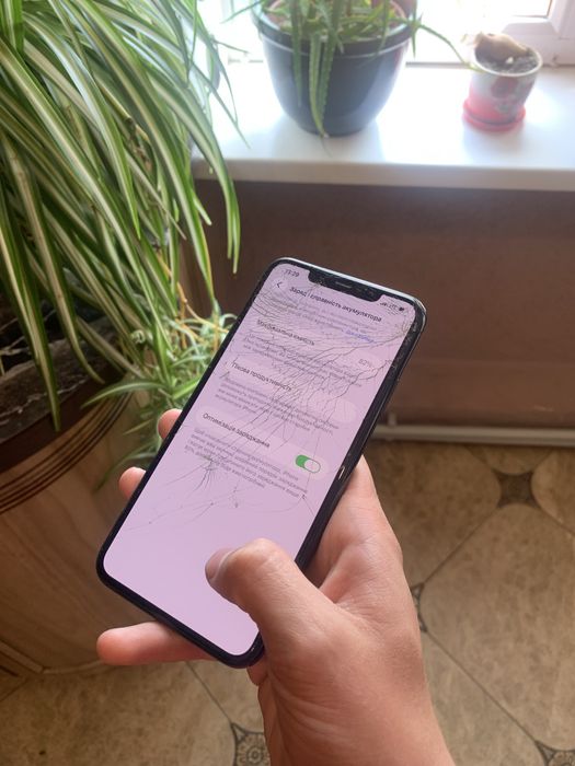 Продам iPhone 11 Pro Max 64GB