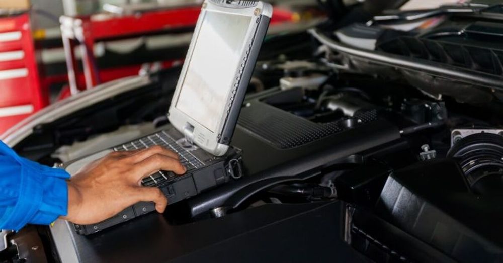 Sprawdzenie auta przed kupnem Rzeczoznawca. Sprawdź samochód Inspekcja