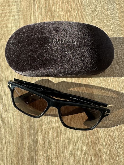 Okulary Tom Ford Buckley-02 TF906 01H POLARIZED