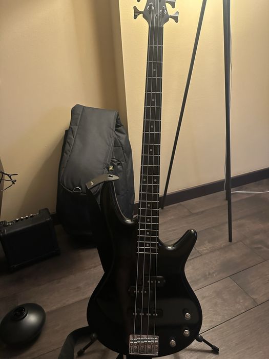 бас Ibanez+ комбопосилювач + товстий кабель + шнур живлення