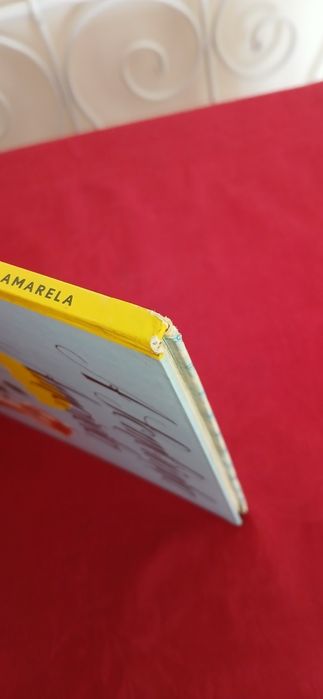 A Sombrinha Amarela da Verbo Infantil