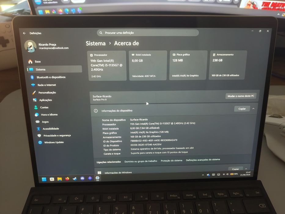 Microsoft Surface Pro 8