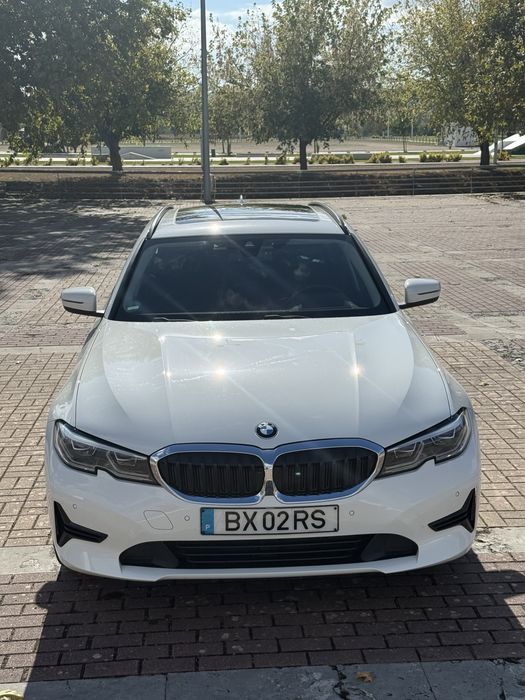 BMW 330e Touring Plug-In Hybrid