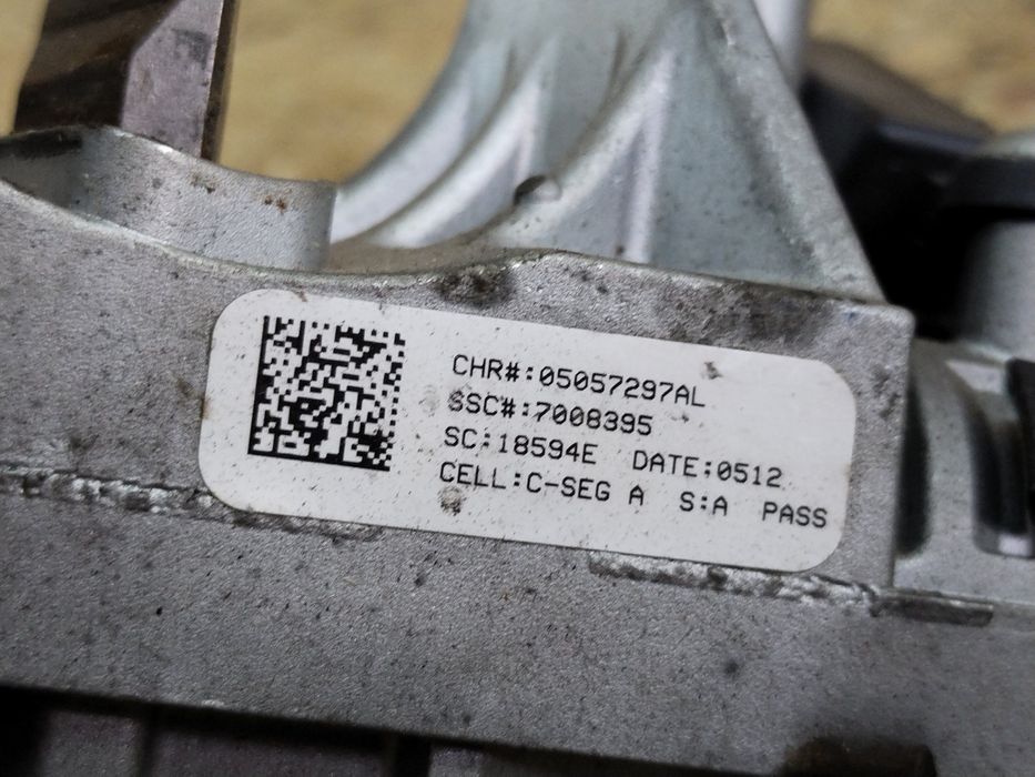 Jeep Compass I 2006-2016 замок зажигания 5 PIN 05057297AL / 05026222AO