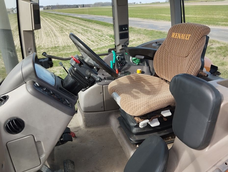 Renault Ares 616