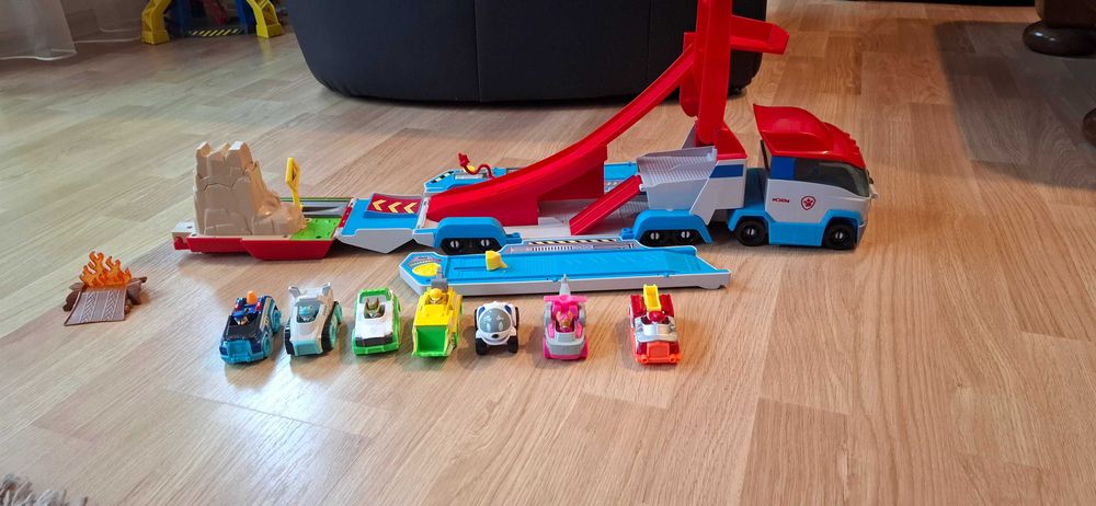 Spin Master Psi Patrol Patroller Patrolowiec+Robo Pies i 6 pojazdow