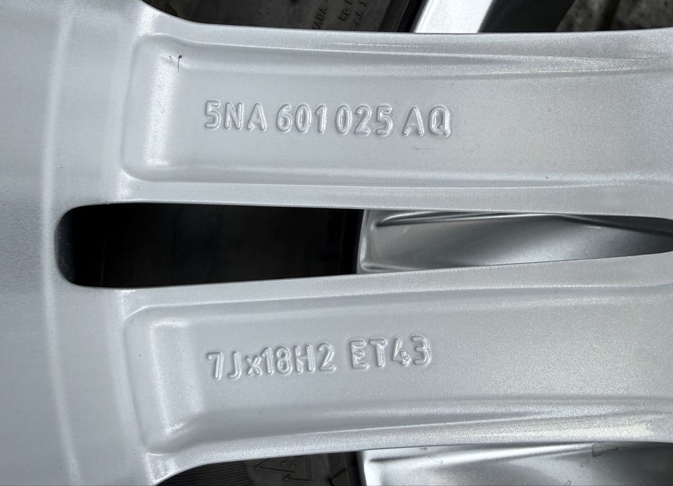 Oryginalne Felgi Volkswagen 5x112 Tiguan R-line Tayron 235/55R18 zima TPMS