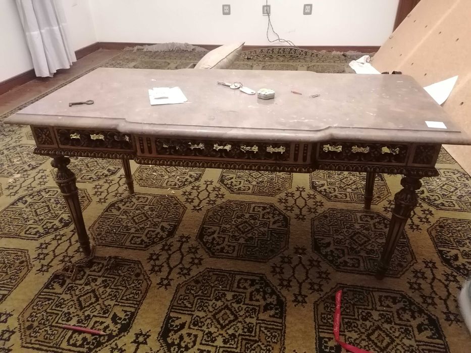 Mesa de apoio de sala de estar, como nova!