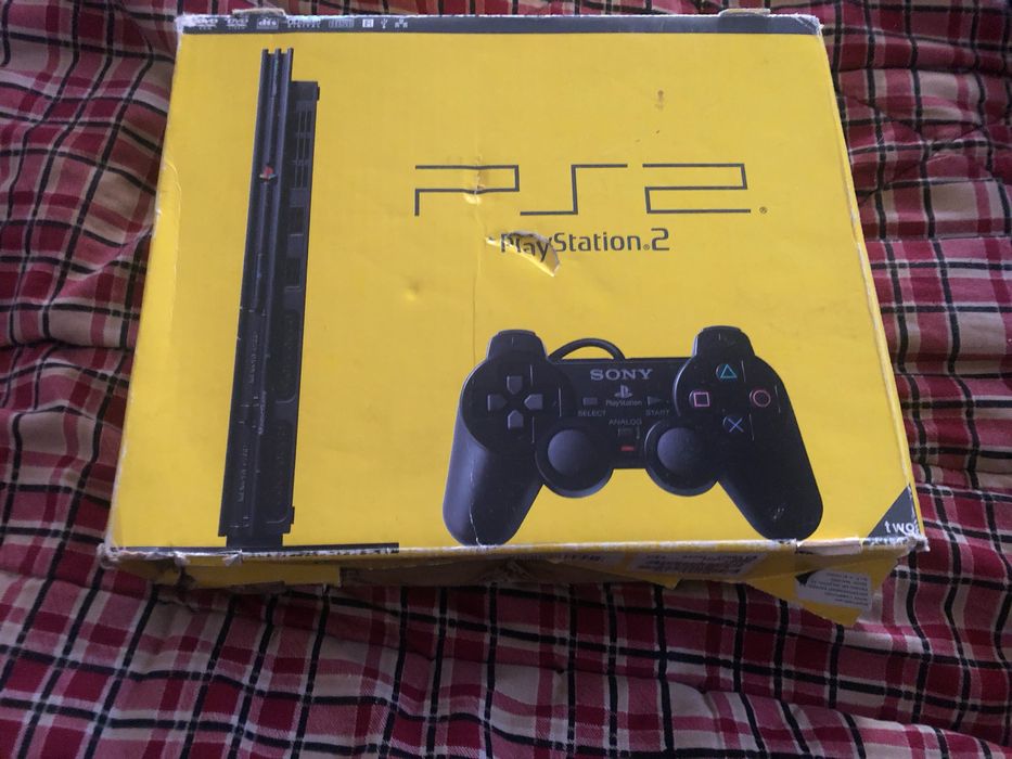 Vendo artigo de colecionador, PS2 slim como nova