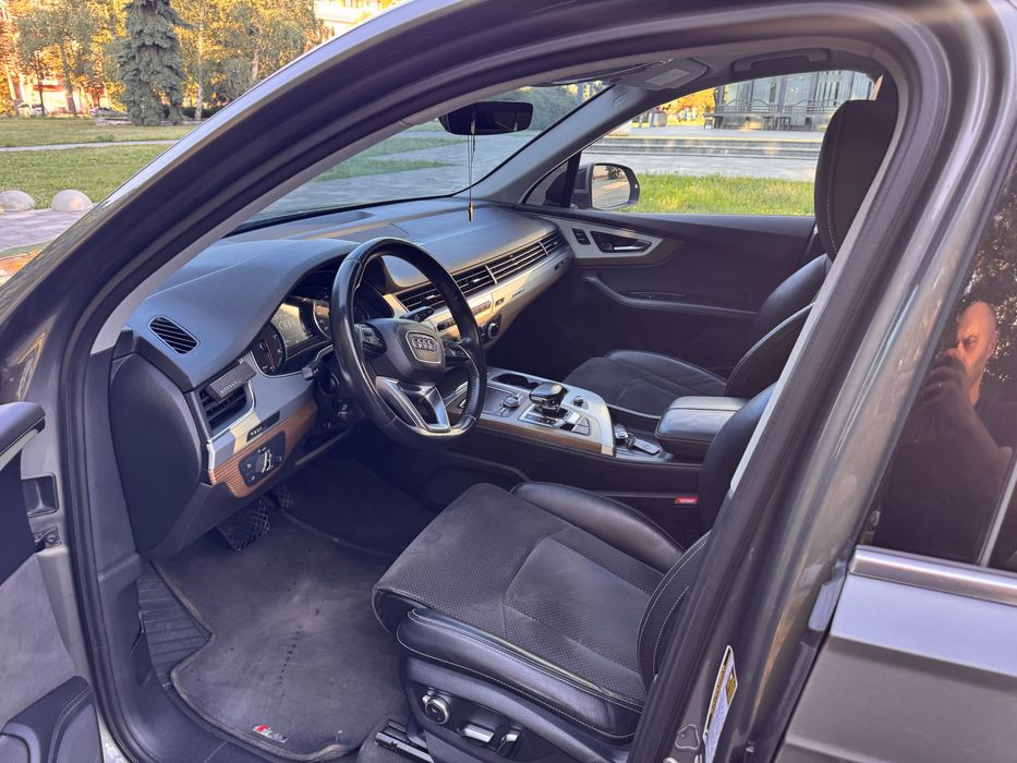 Audi Q7 2017 VIN WA1LAAF78HD042905 фото оголошення 5 з 8