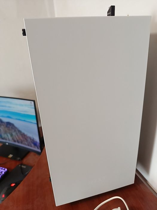 Системный блок ryzen 7 5700x3d, rx 5700xt, 16 ram , 1 tb ssd