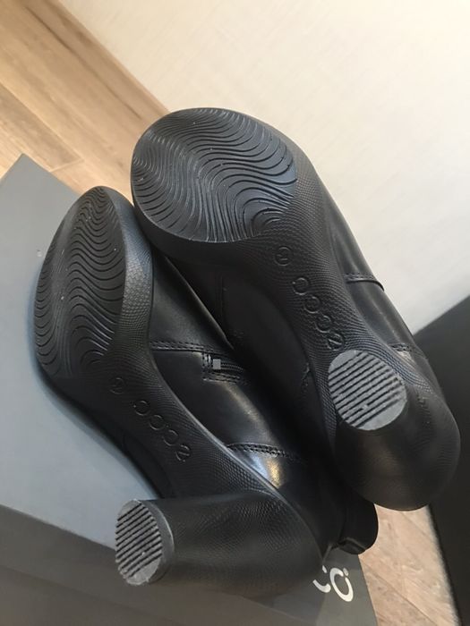 Ботинки ECCO 41 размер