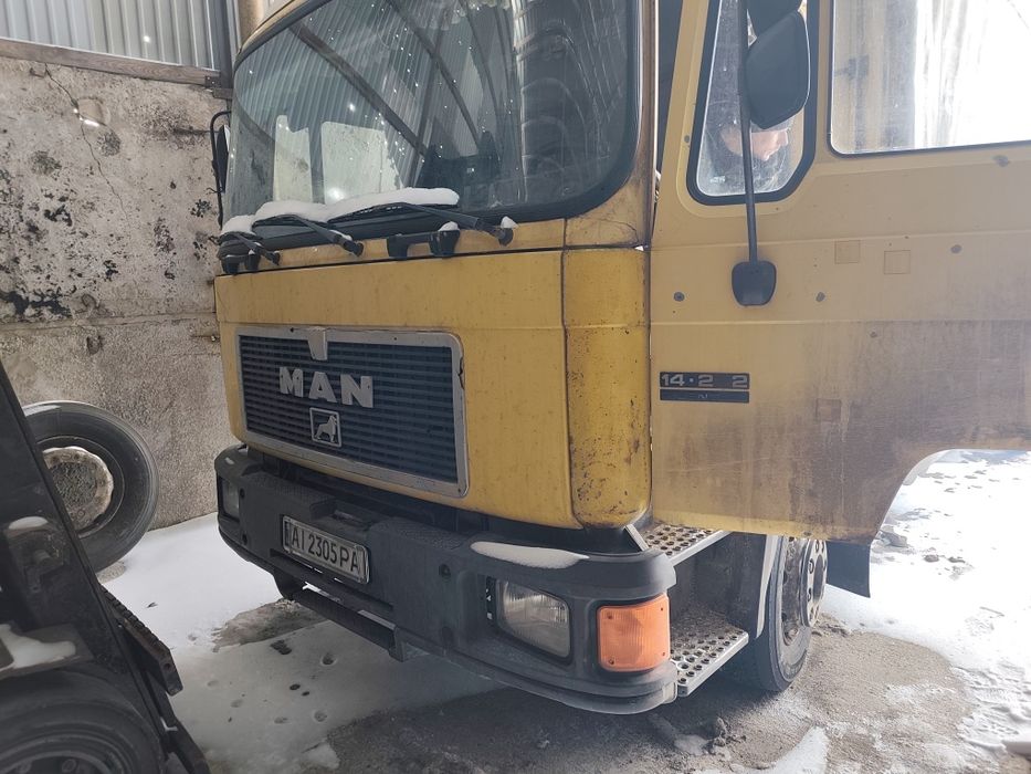 Вантажівка Ман 14.272