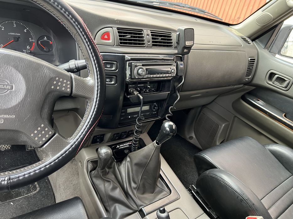 Nissan patrol gr y61