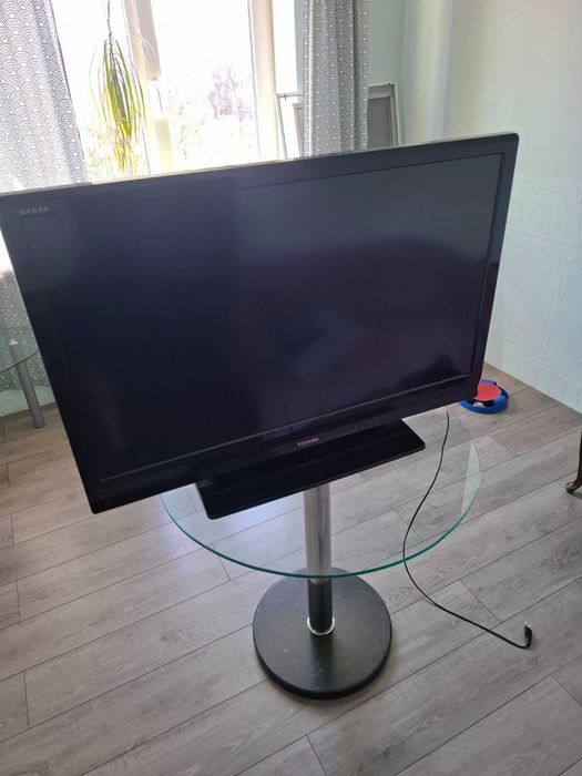 Toshiba Regza 42av635dg  Диагональ 42. Full HD. В отличном состоянии!