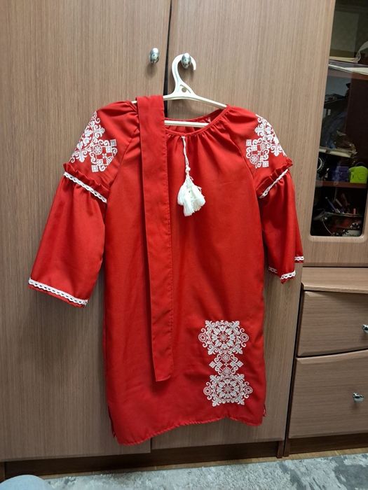 Вишиванка для дівчинки