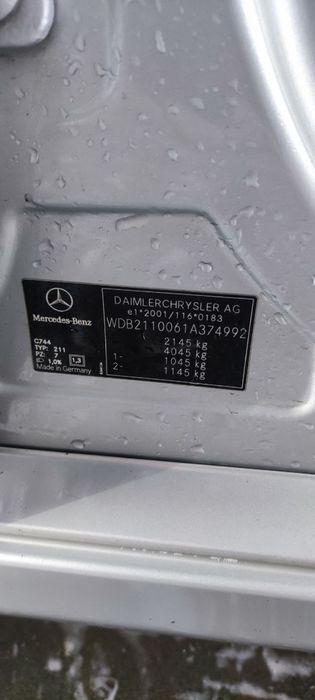 Mercedes-Benz E-Class 2003 W211  •  220 CDI AT (автомат)