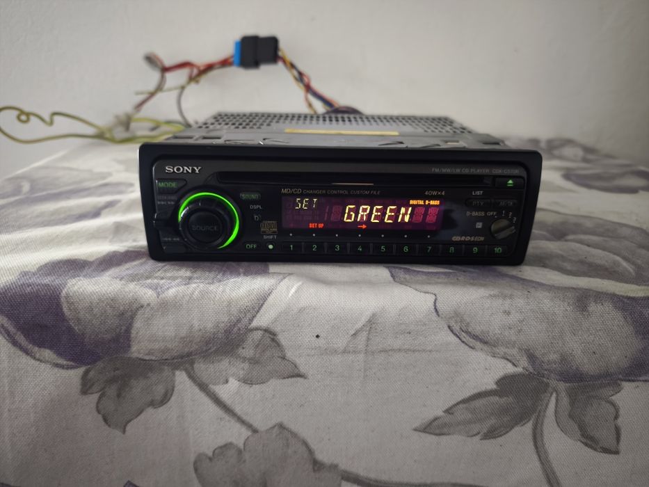 Radio samochodowe Sony lata 90 wyjście na zmieniarkę dwa kolory