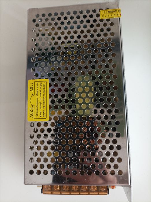 Fonte 12V - 15A 220v-110V