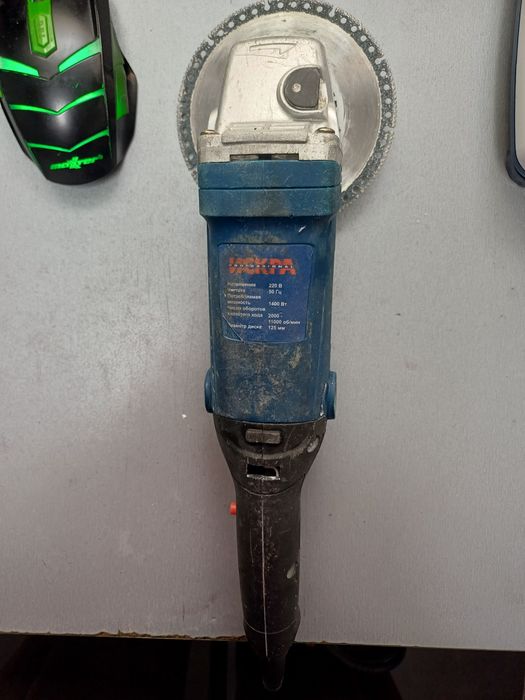 Болгарка Искра ИШЬ-1400