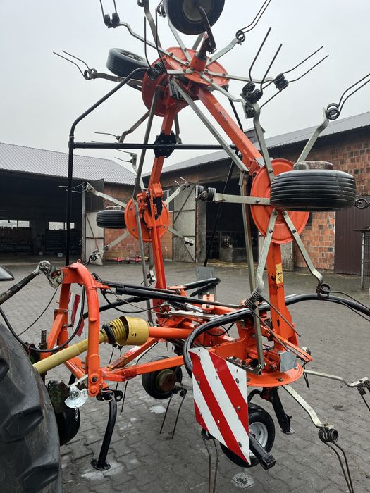 Przetrząsarka przewracarka Fella 6 gwiazd 7,6 metra kuhn