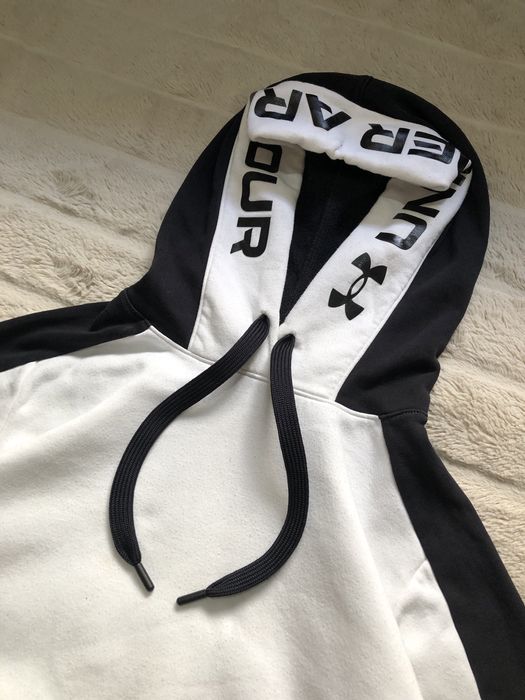 UNDER ARMOUR (M) Graphic Rival Hoodie жеское худи черно-белое на флисе