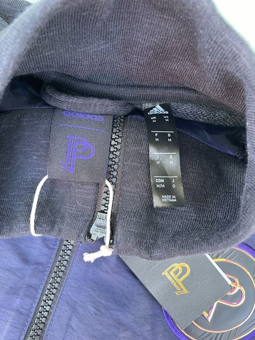 Спортивный футбольный костюм Adidas